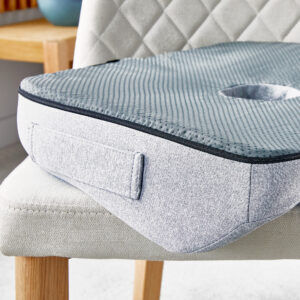 Coussin viscoélastique en gel adapté pour le coccyx – Image 4